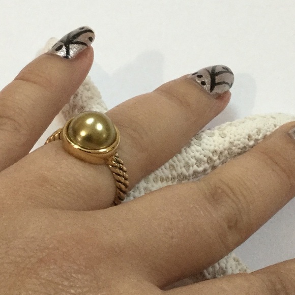Braided Fashion Ring - Picture 3 of 7